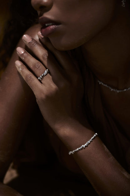 IMPERFECT BANGLE WITH BLUE SAPPHIRE